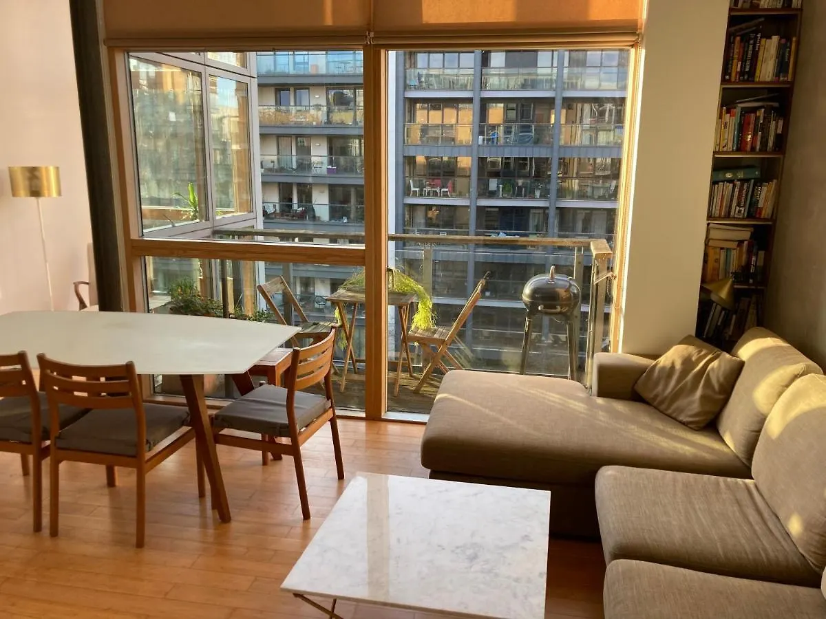Loft In Haggerston Apartment London